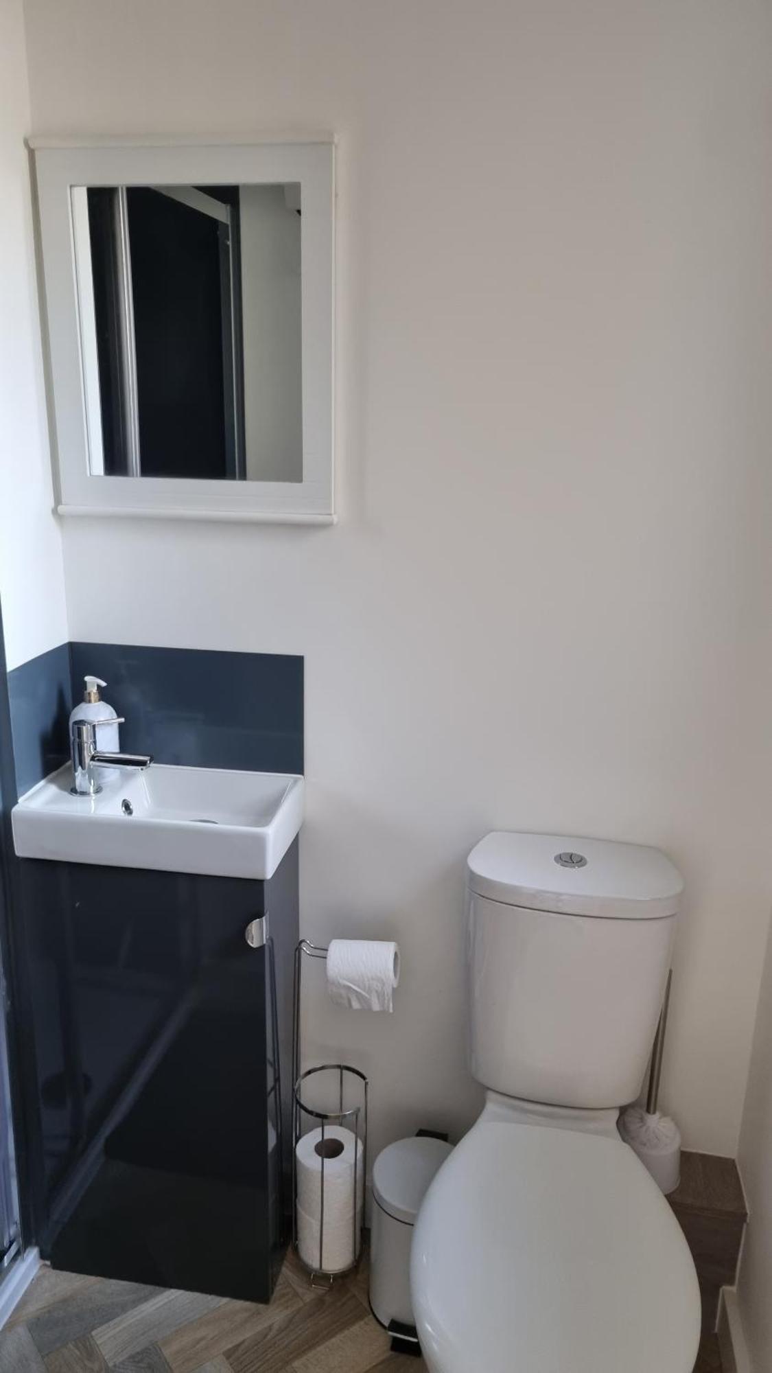 Self-Contained Annex, With Parking. Apartment Sittingbourne Exterior foto