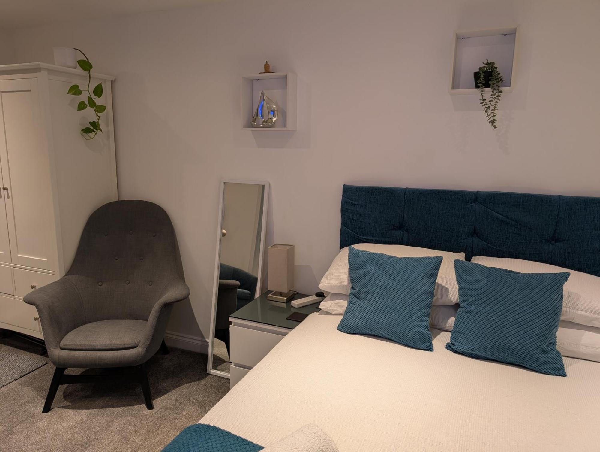 Self-Contained Annex, With Parking. Apartment Sittingbourne Exterior foto